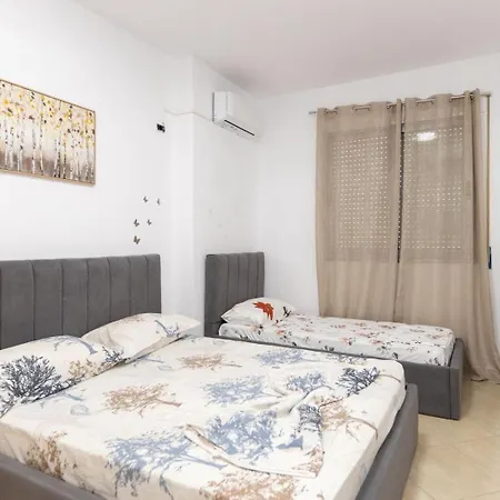 Blue Nest Lungomare Apartment Vlore