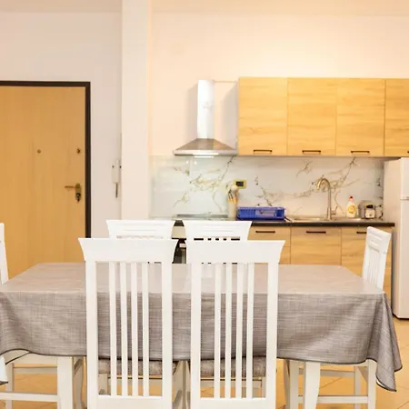 Blue Nest Lungomare Apartment